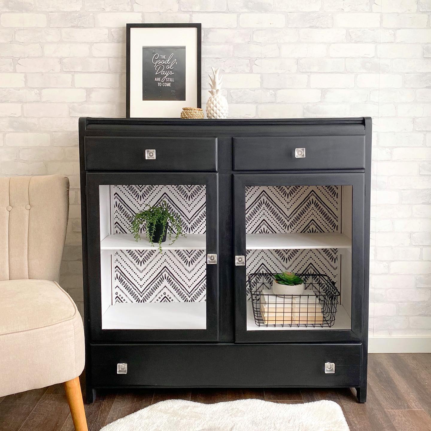 Storage Cabinet/Bookshelf with Drawers in Liquorice with Decorative Wallpaper