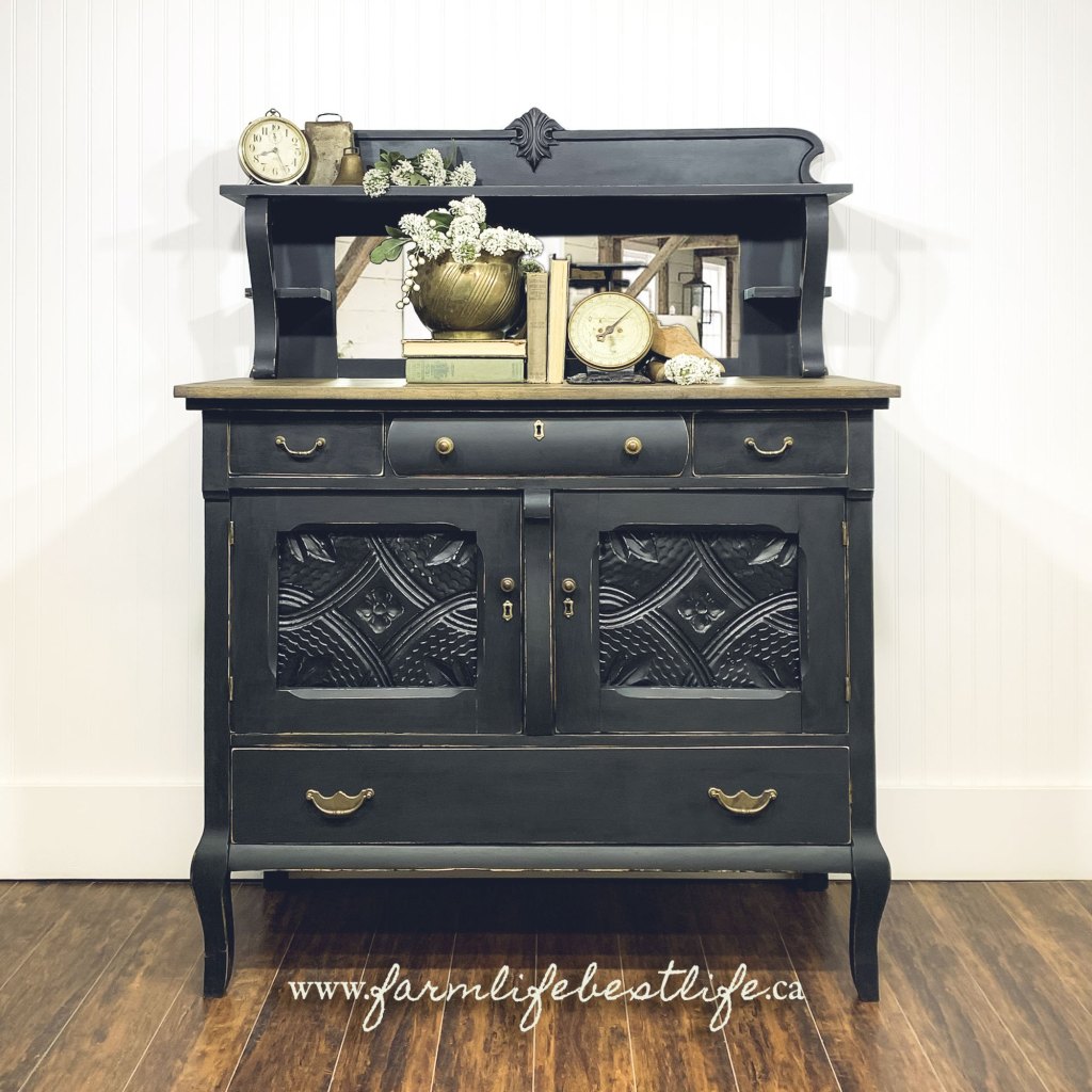 Elegant Buffet/Storage Cabinet in Liquorice with Mirrored Backsplash