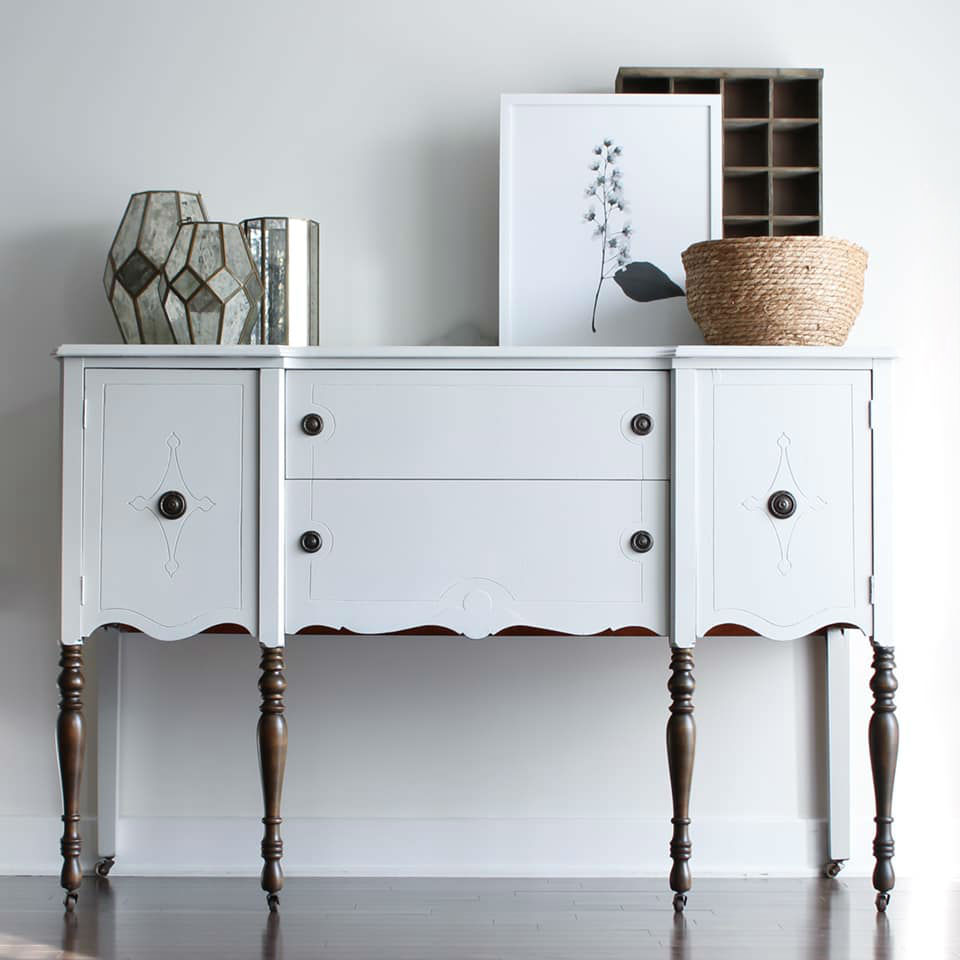 Foyer Table in Lazy Linen