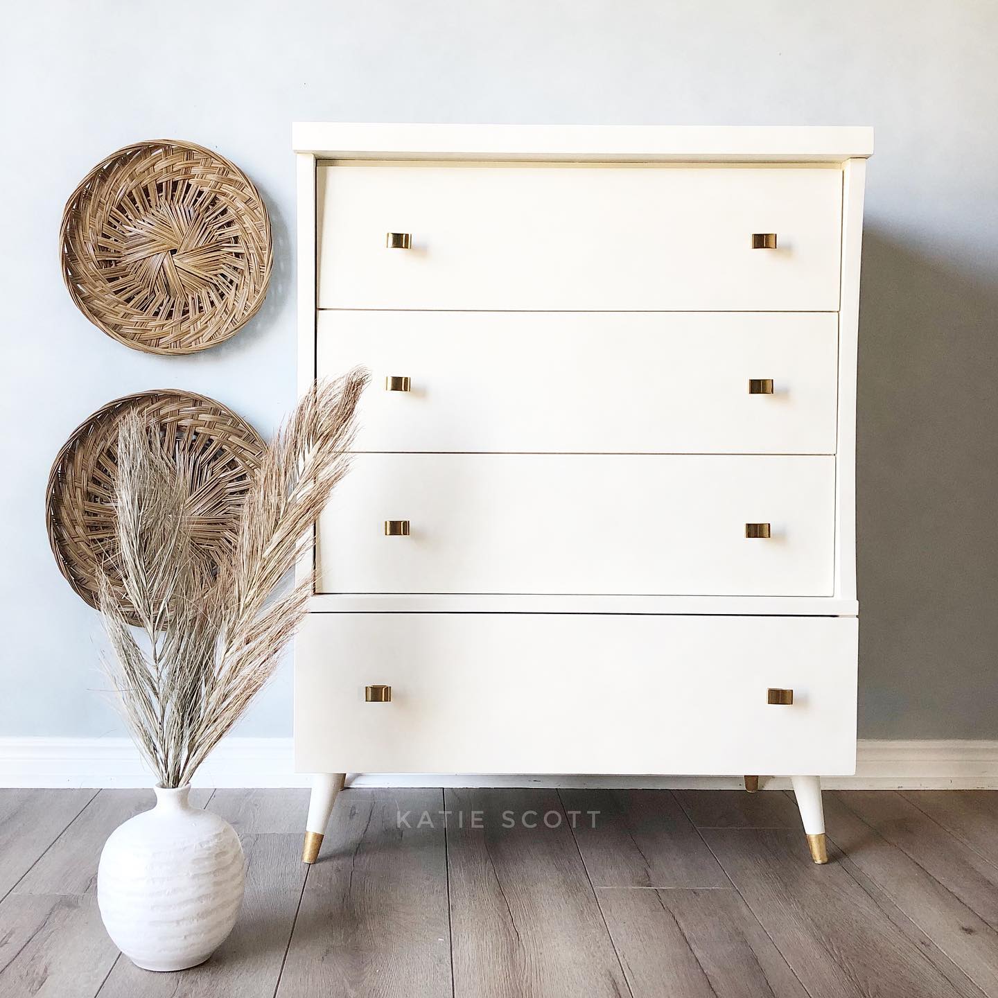 Mid-Century Modern Four Drawer Dresser in String of Pearls